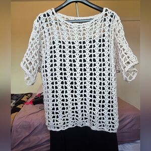 Hand Made By Mom Ptp 24 L 25. White Crochet Open-Knit Short Sleeve Top